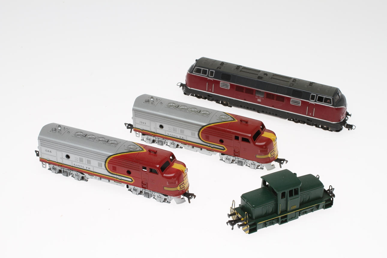 MODELLTÅG FLEISCHMANN BR 221, 1306, 1343 och 1344.