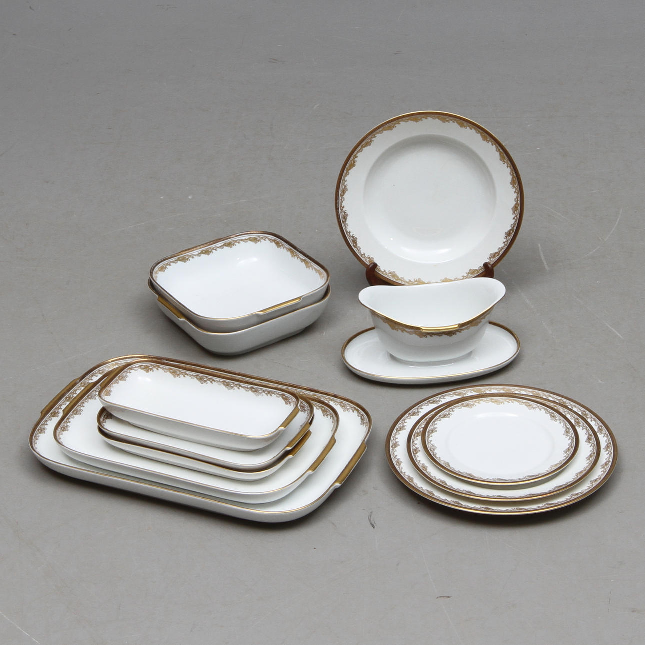 MATSERVIS, 55 delar, porslin, "Helena" Rosenthal.