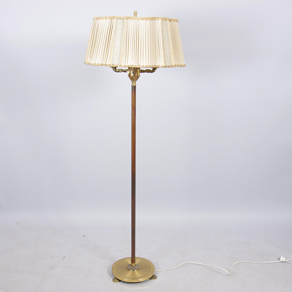 GOLVLAMPA, 3-armad, mässing.