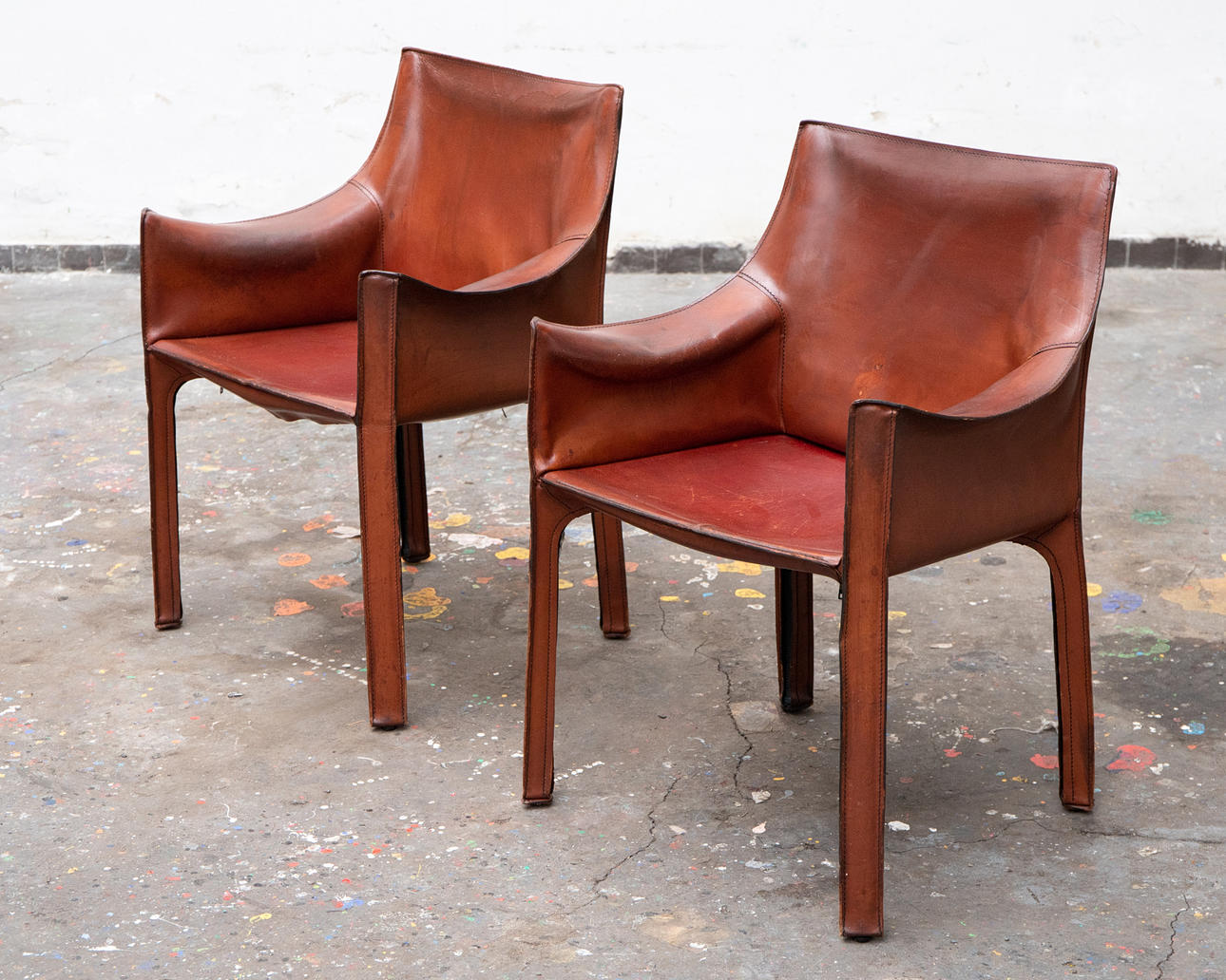 MARIO BELLINI. Cassina, 2 fåtöljer modell CAB (154-1).