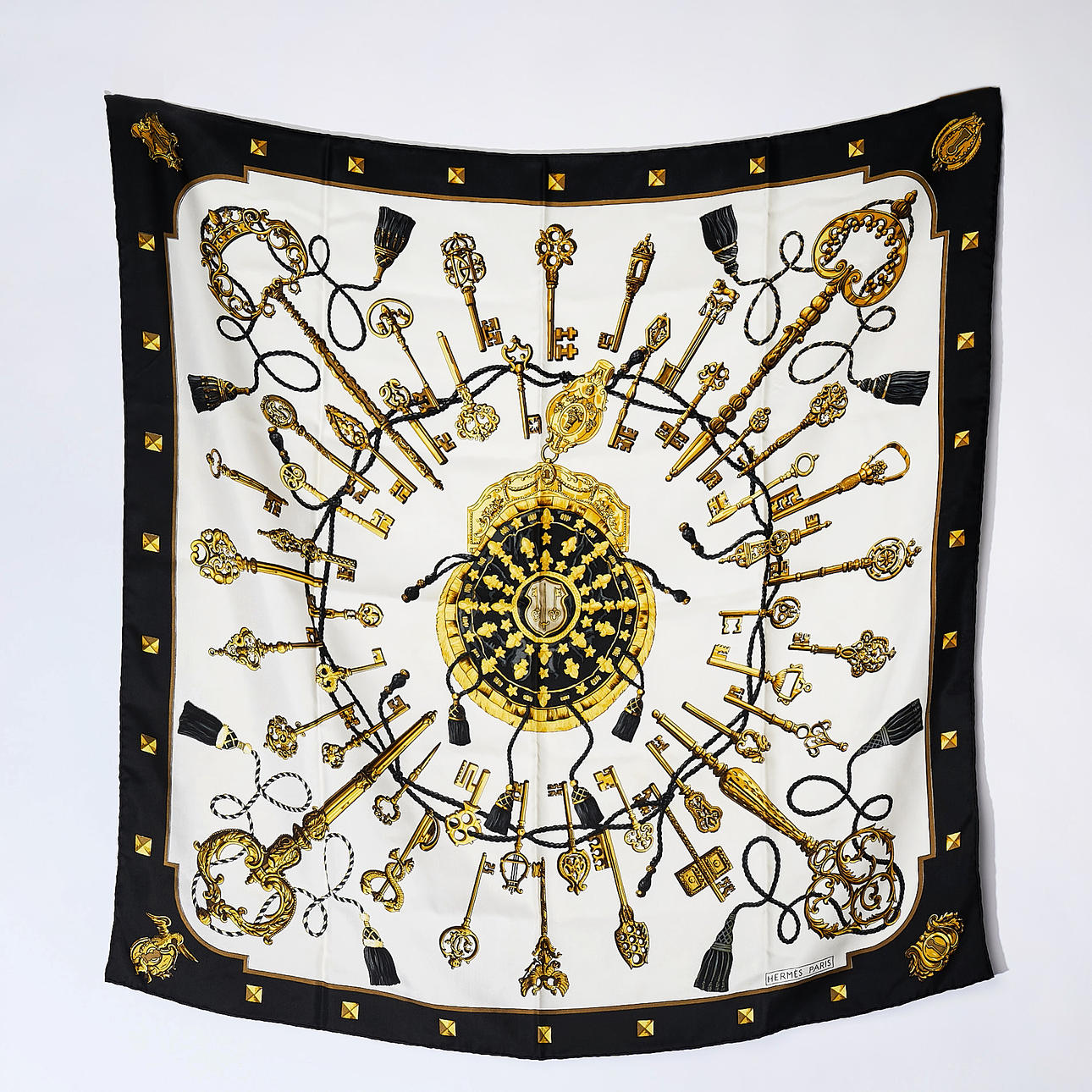HERMÈS, scarf, "Les Clefs", Paris, siden.