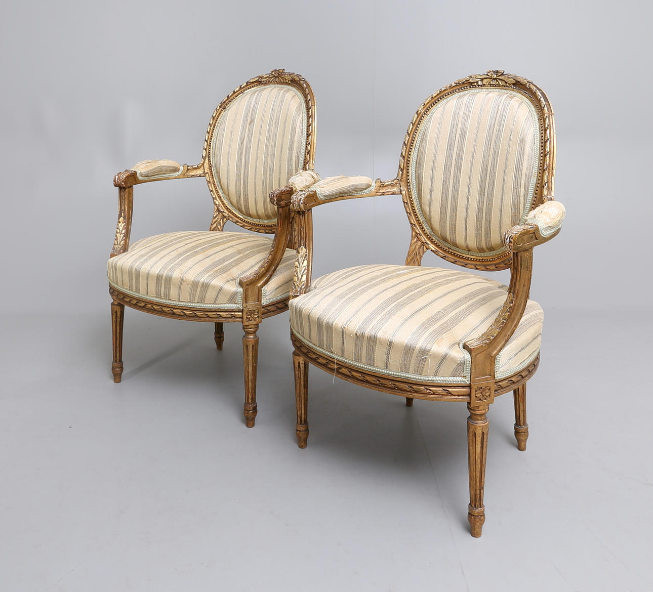 KARMSTOLAR, 1 par, Gustaviansk stil, 18/1900-tal.