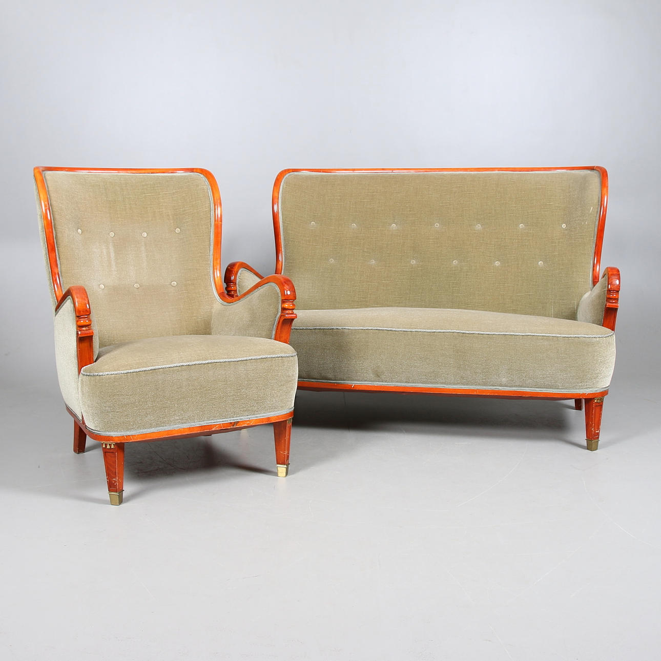 SOFFA samt FÅTÖLJ, sannolikt NK. 1900-talets första hälft.