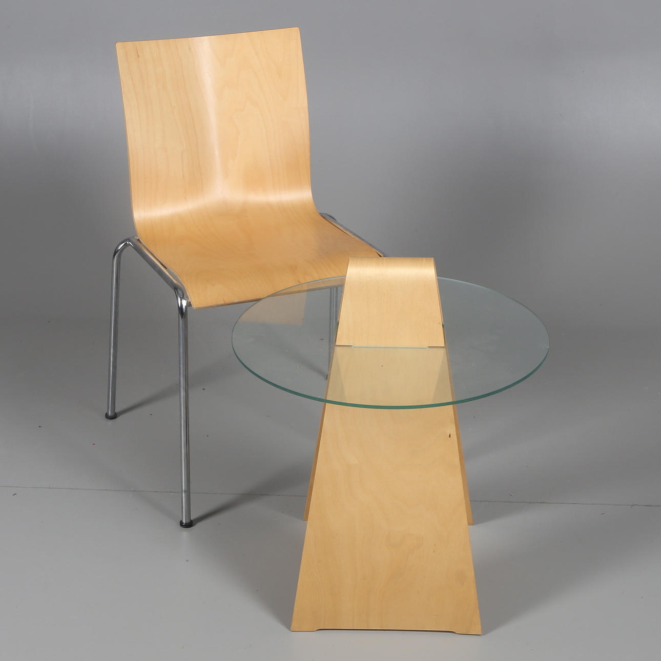 BORD med STOL, böjträ, 1900-talets senare del.