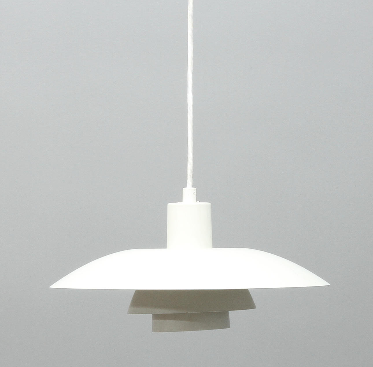 TAKLAMPA, "PH-lampa", Poul Henningsen, Louis Poulsen, Danmark.
