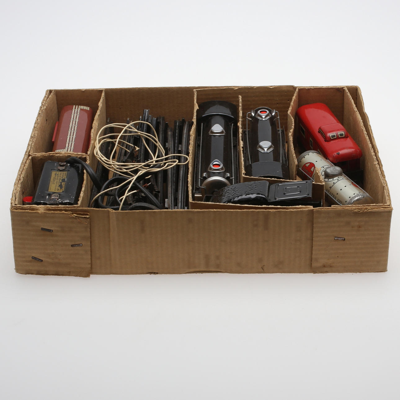 LEKSAKSTÅG, 1900-talets tredje fjärdedel.