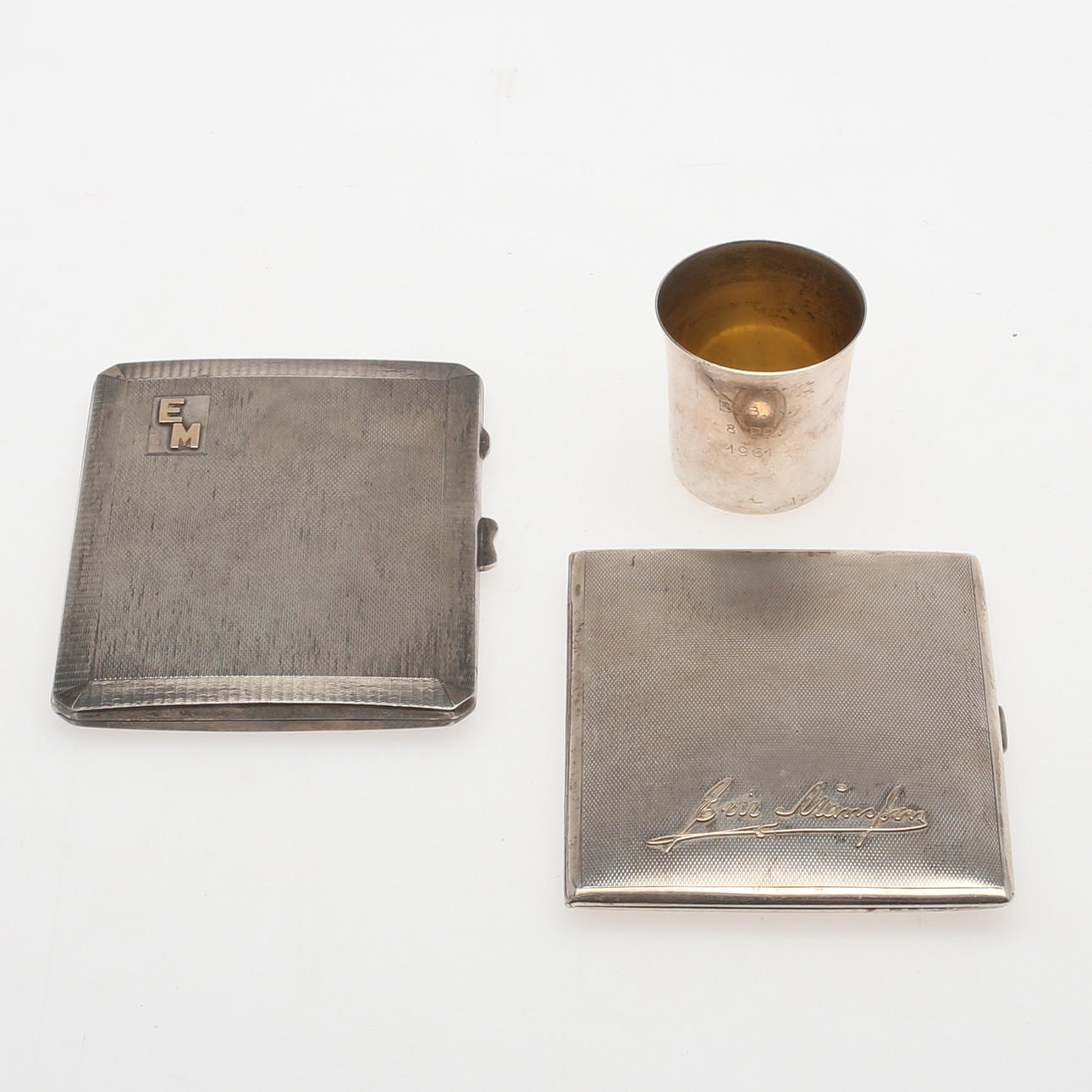 SILVERFÖREMÅL, 3 st, vikt 301 gram.