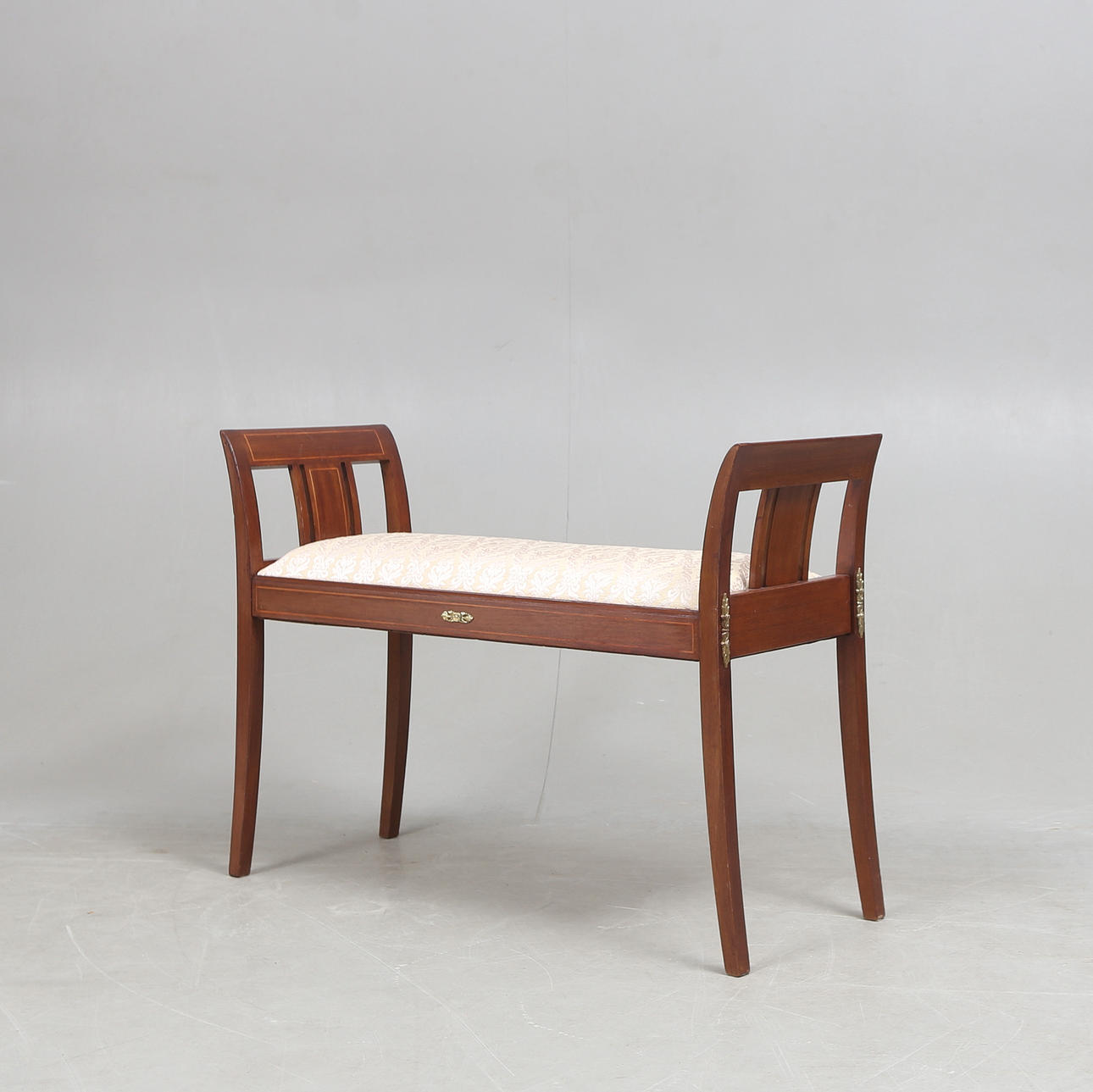 TABURETT/ORGELPALL, 1900-tal.