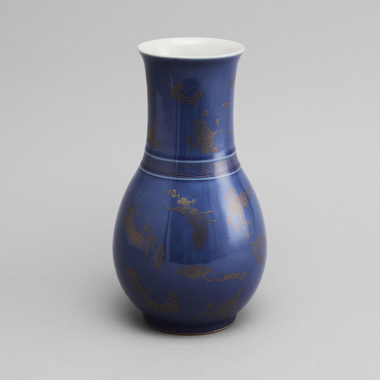 VAS, porslin, Kina, 1900-tal.