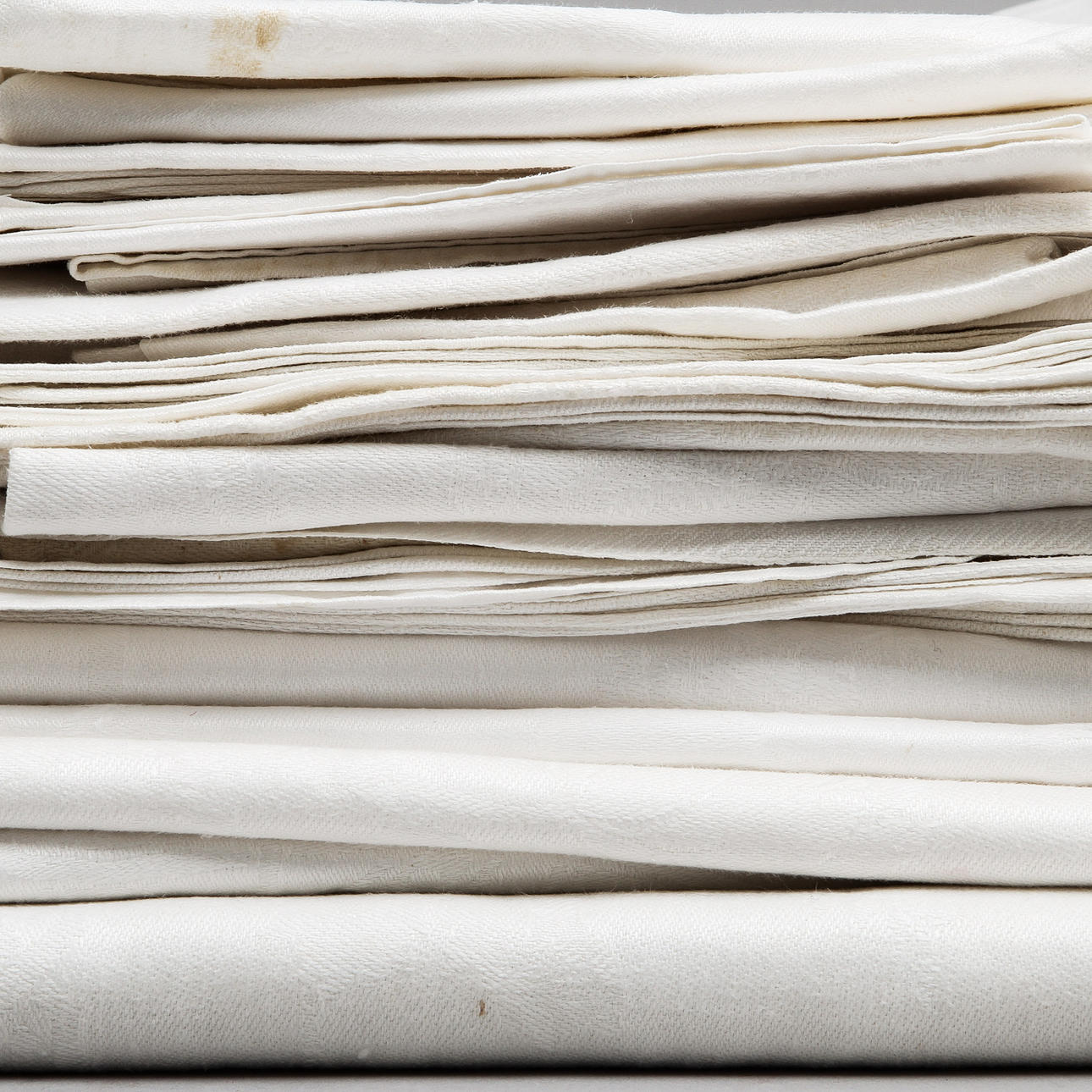 LINNEDUKAR OCH SERVETTER.