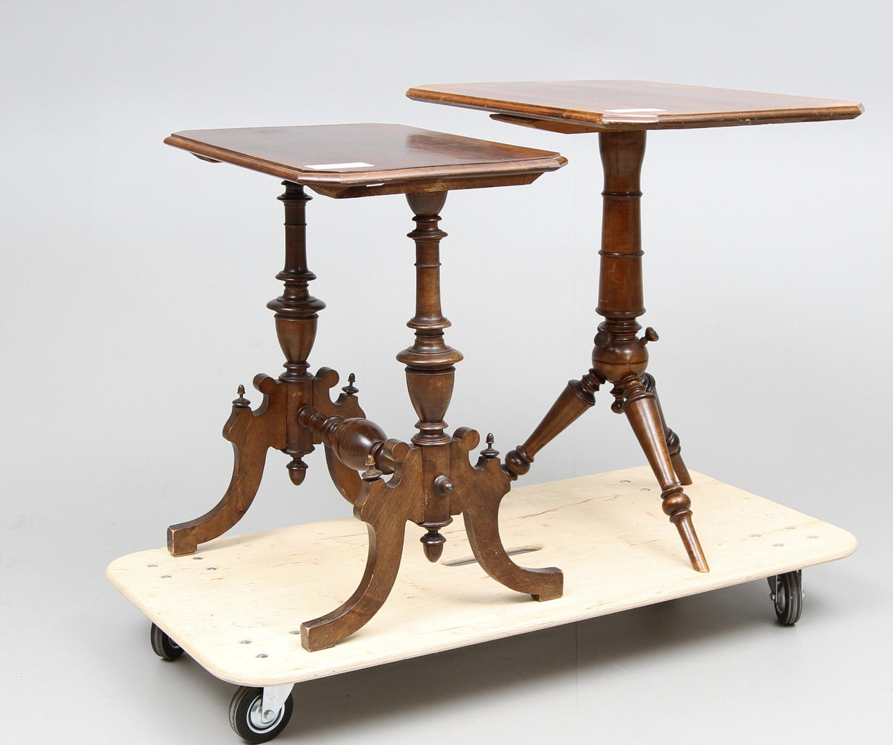 PELARBORD och FÖNSTERBORD, 1800-tal.