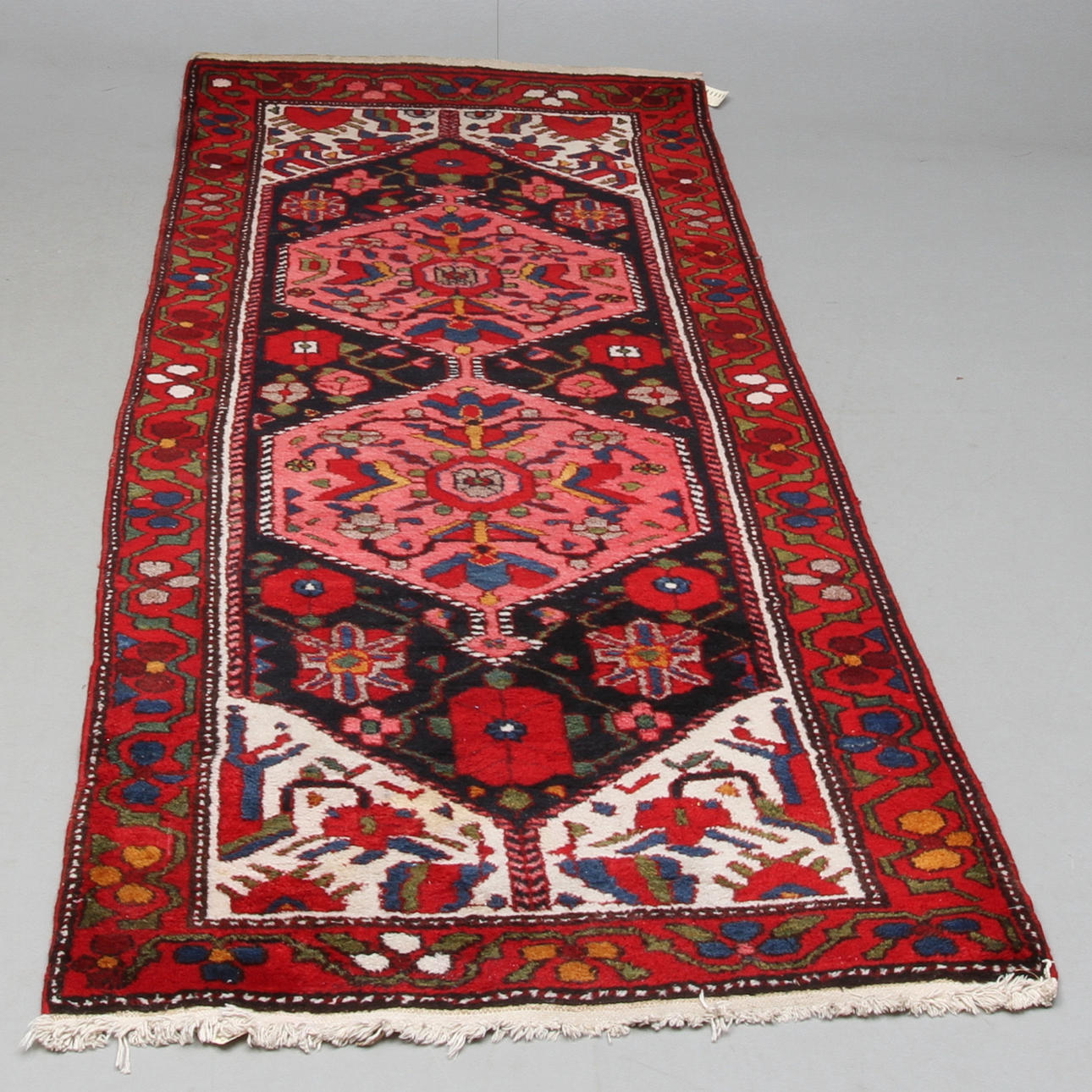 MATTA, orientalisk, ca 262 x 106 cm.