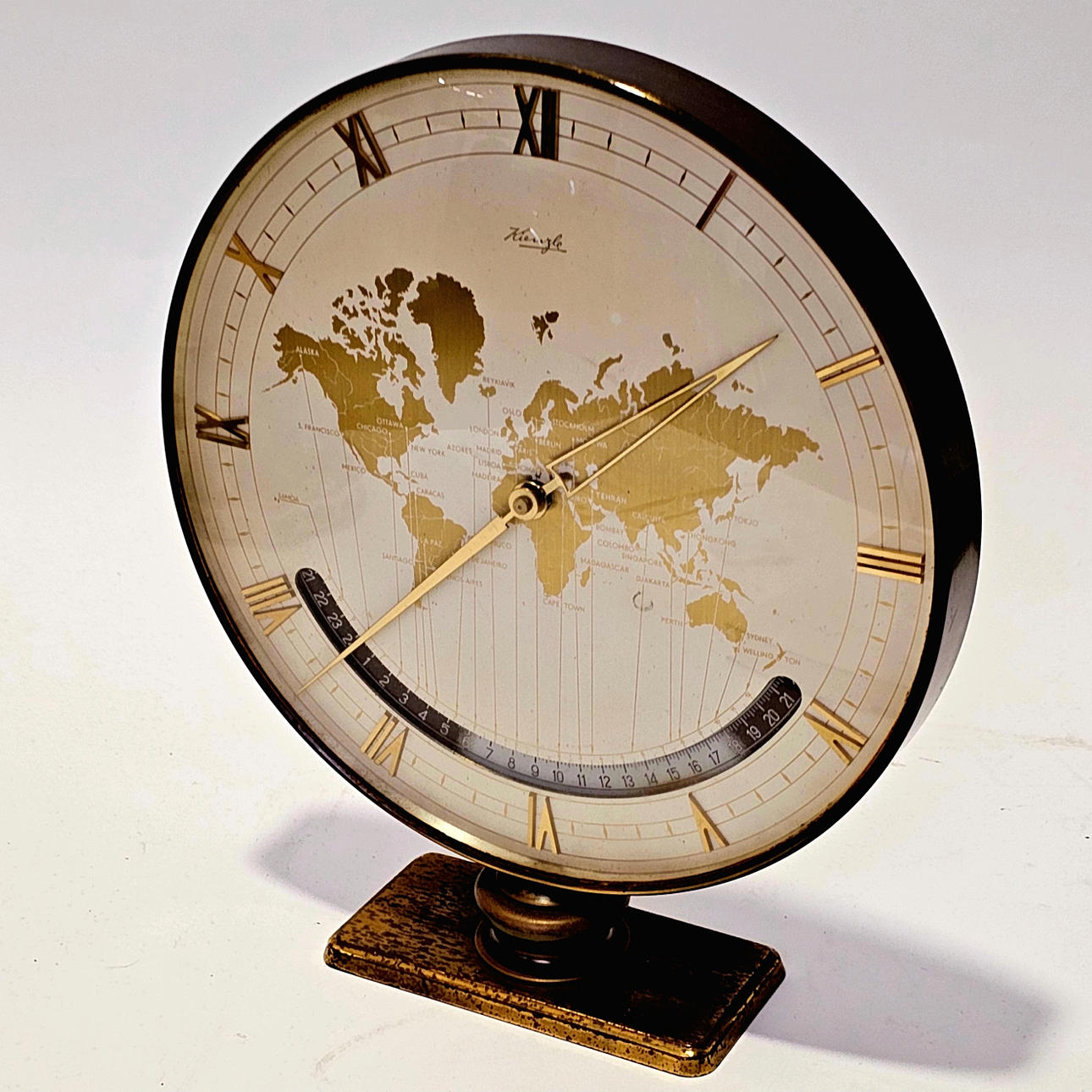 KIENZLE. HEINRICH MÖLLER. WORLD TIME CLOCK, 1950s.