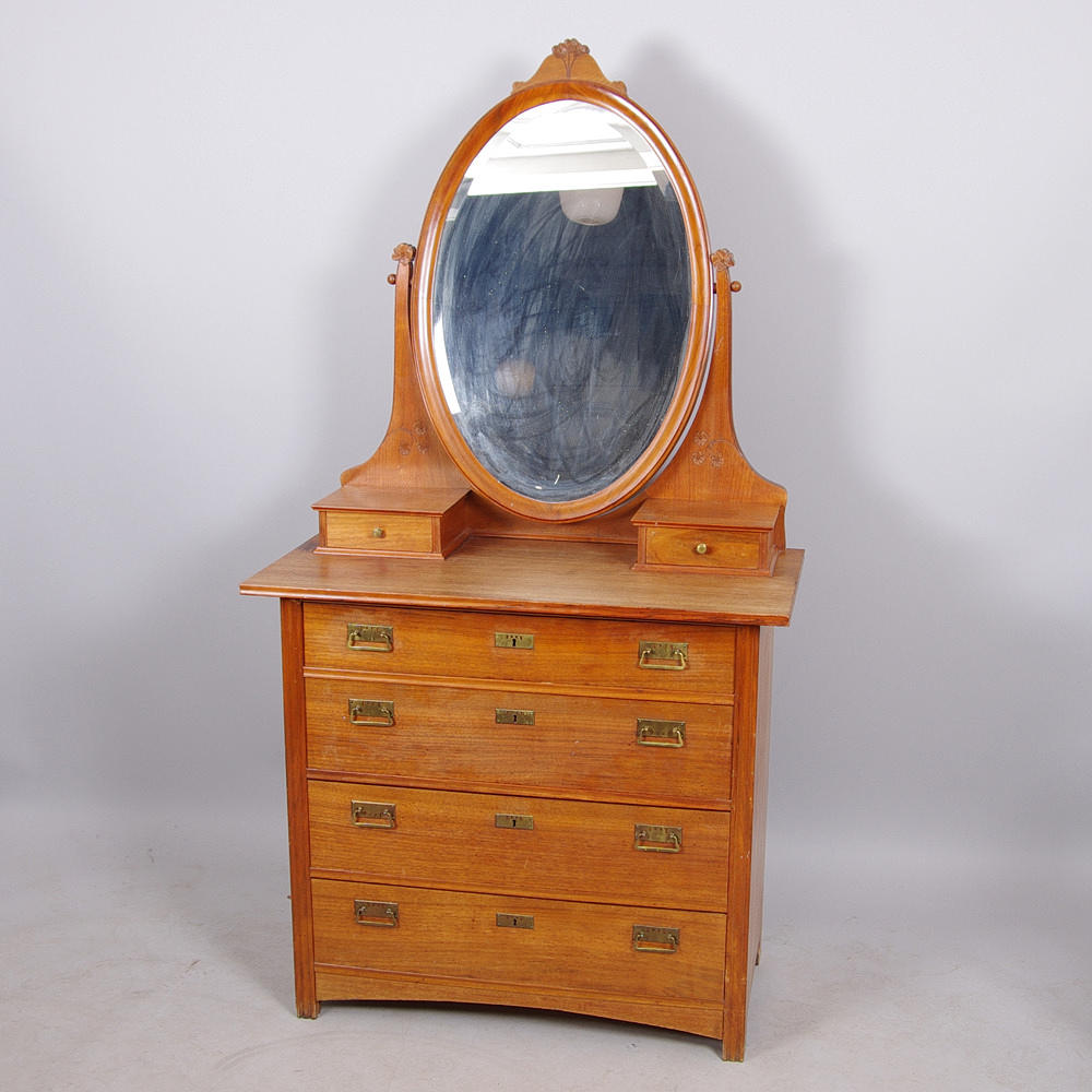 SPEGELBYRÅ, mahogny, jugend.