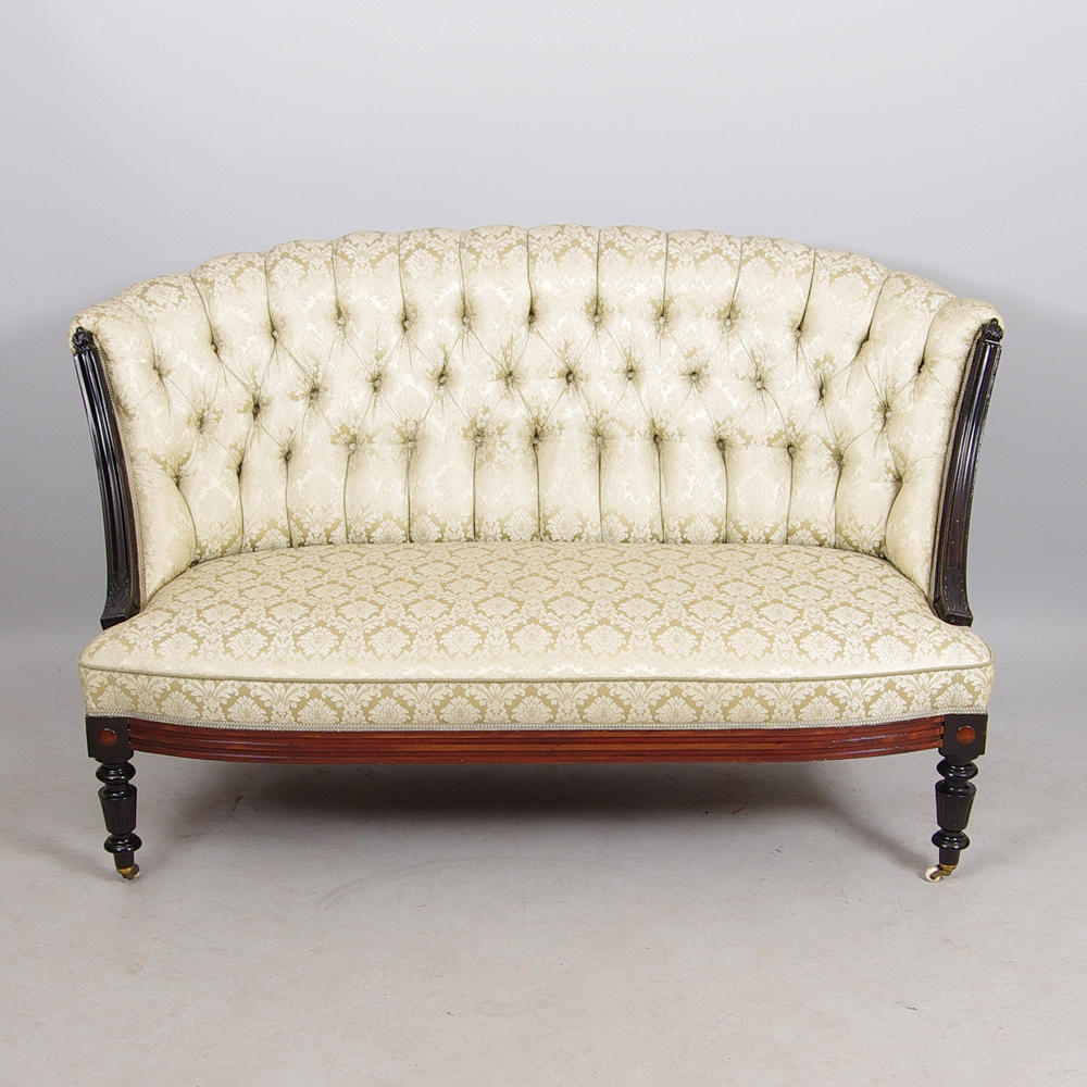 SALONGSSOFFA, mahogny med svartmålade detaljer, nyrenässans.