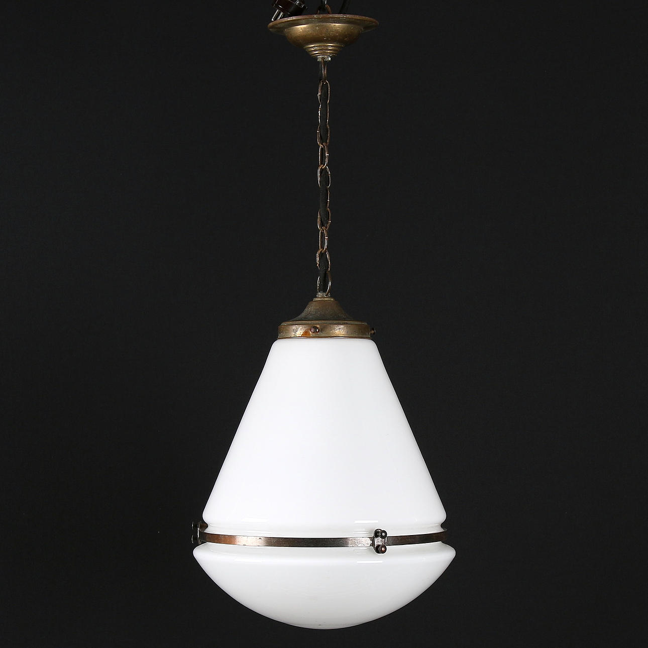 TAKPENDEL, glas och metall, modell, L1770, sannolikt Peter Behrens, Siemens. 1920/30-tal.