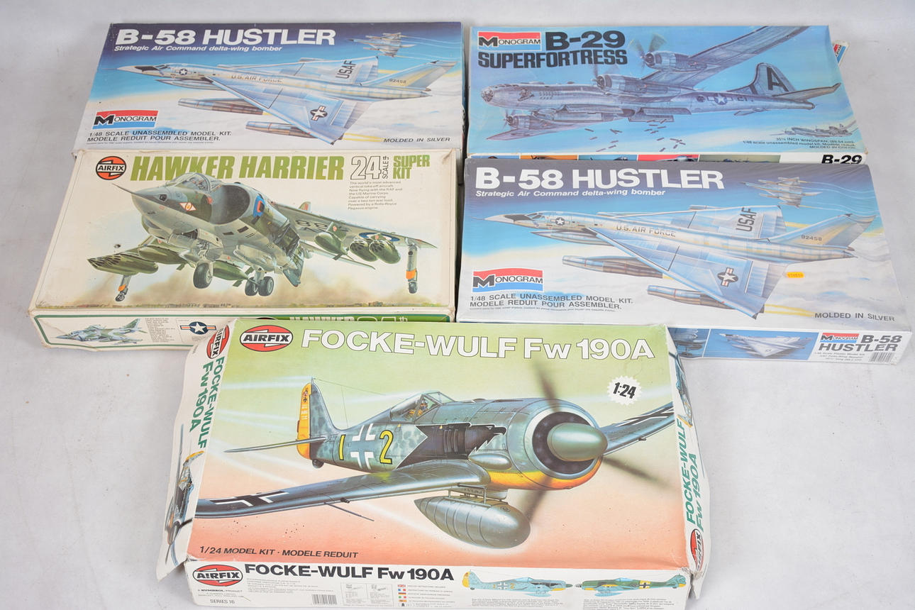 MODELLBYGGSATSER, 5 st, flygplan.