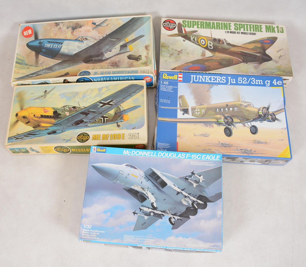 MODELLBYGGSATSER, 5 st, flygplan.