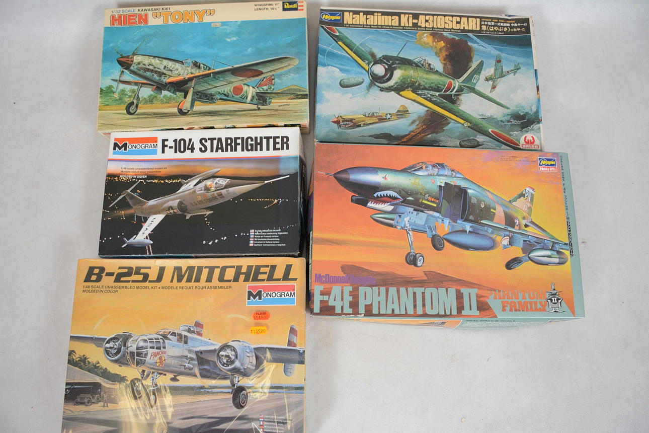 MODEL BYGGESÆT, 5 stk, fly.