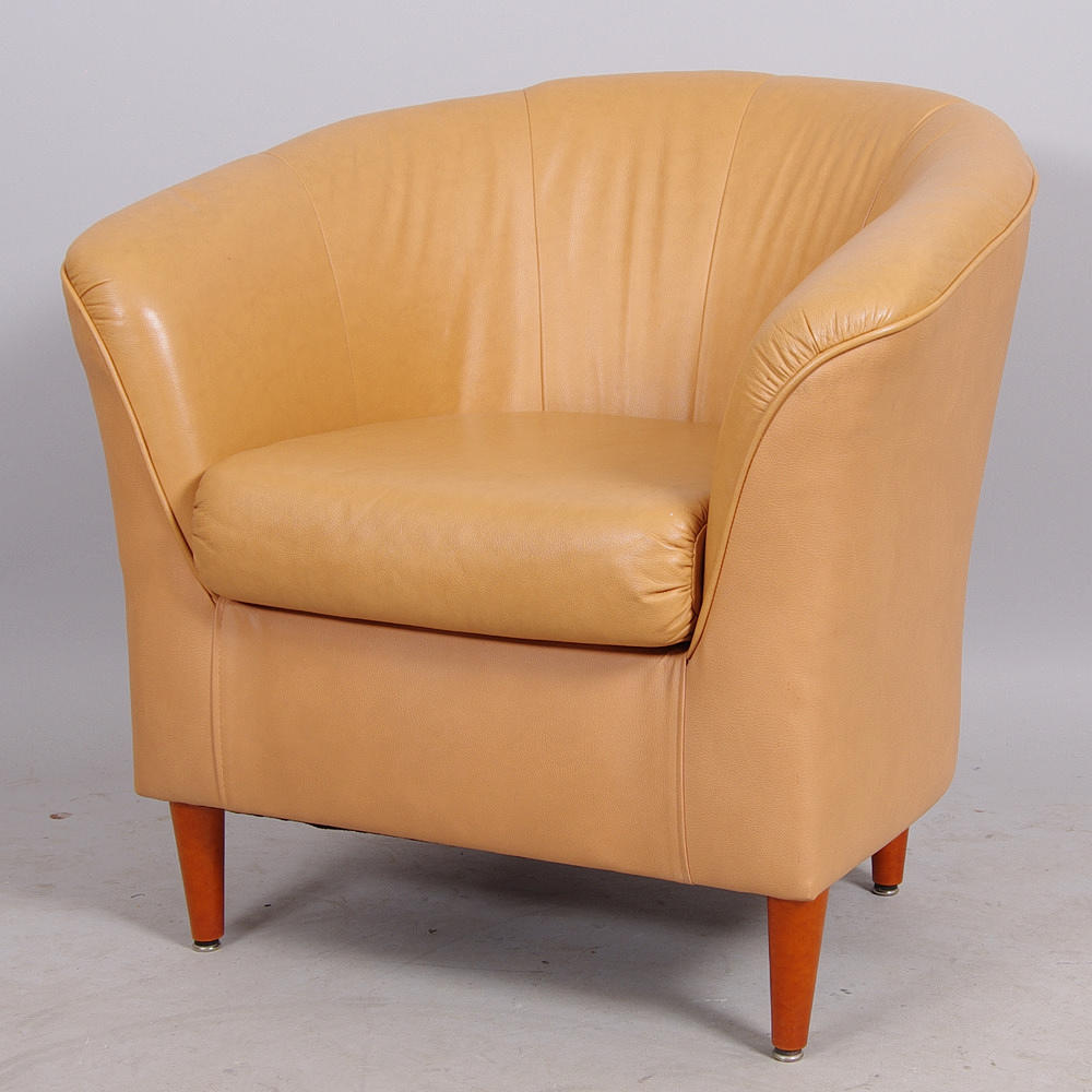 CLUBFÅTÖLJ, brunt skinn/konstskinn.