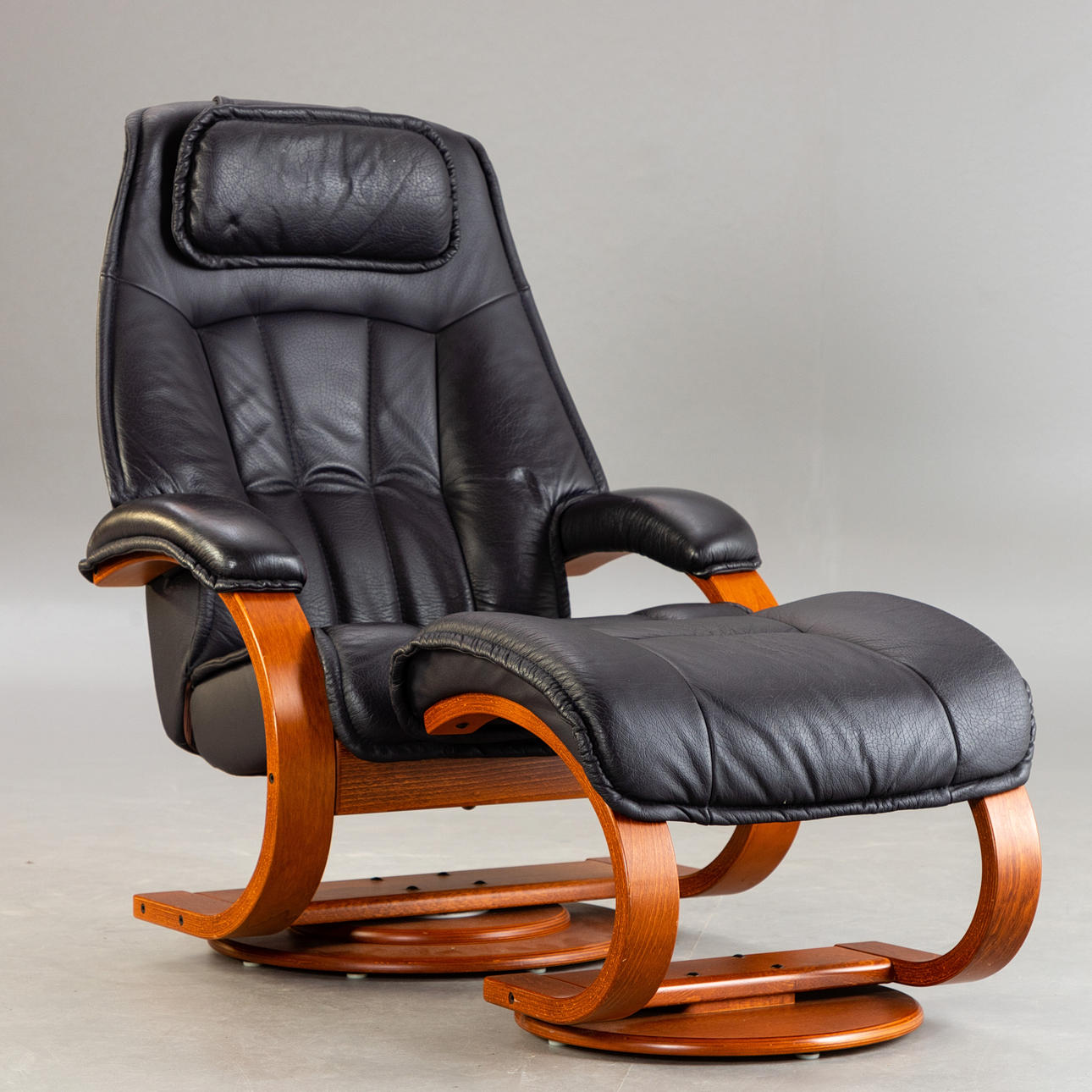 Sillón Relax / Stressless con reposapiés.