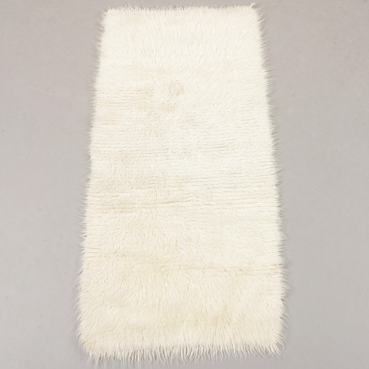 HERDEMATTA, Ull, 123 x 57 cm.