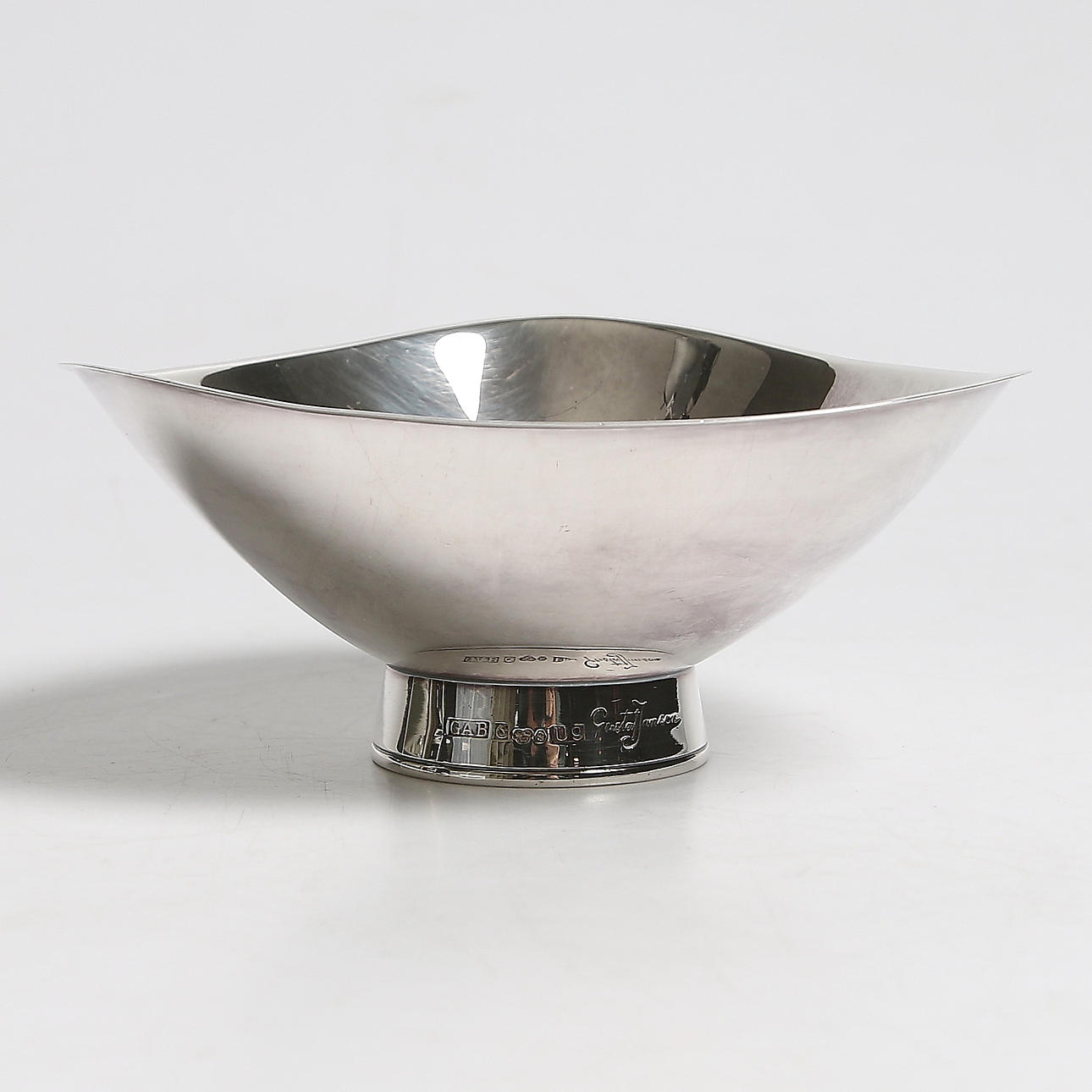 SKÅL, silver, Gustaf Janson, Guldsmedsaktiebolaget AB GAB, Stockholm. 1970. Signerad. Vikt 95 gram.