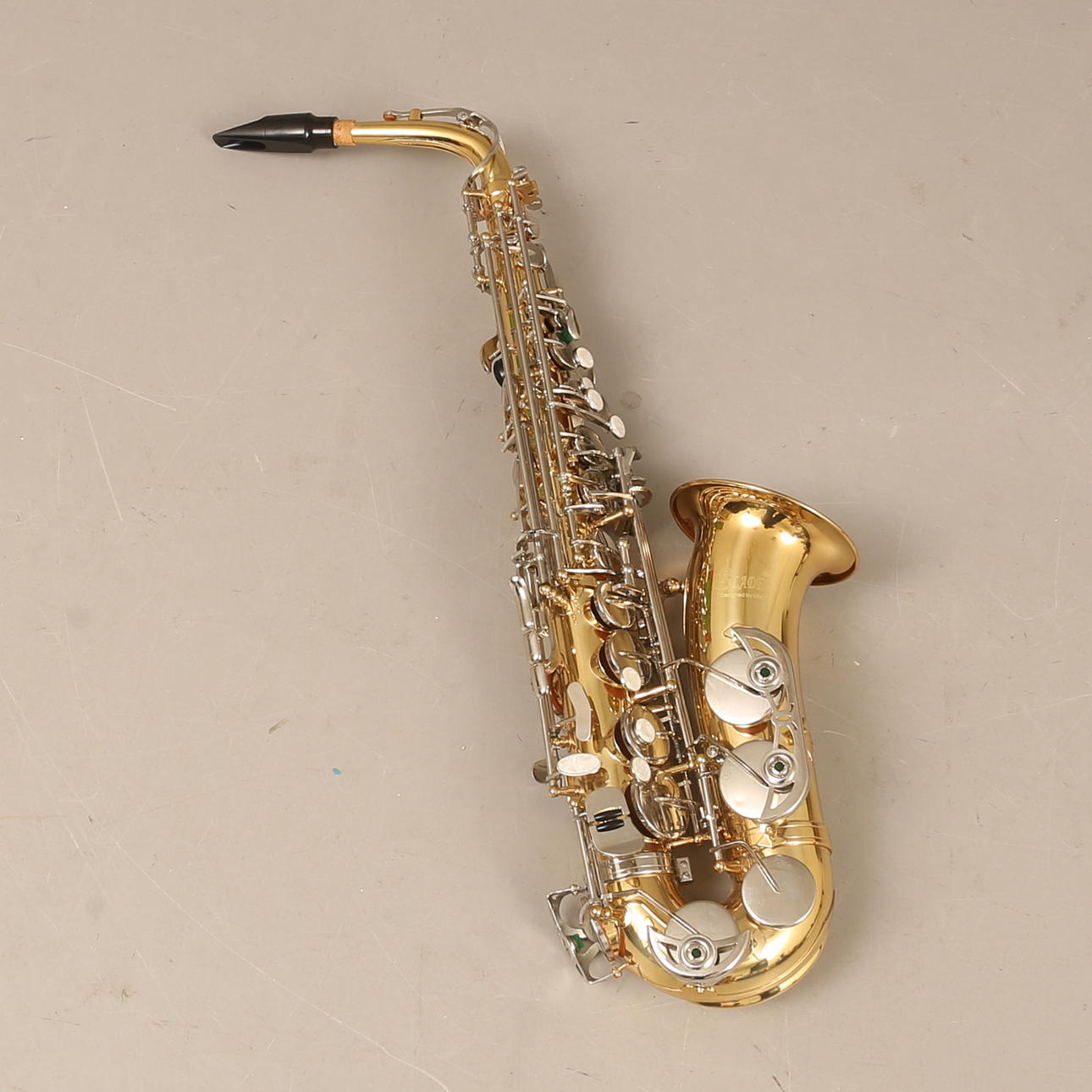 SAKSOFONI, Slade, mukana pussi.