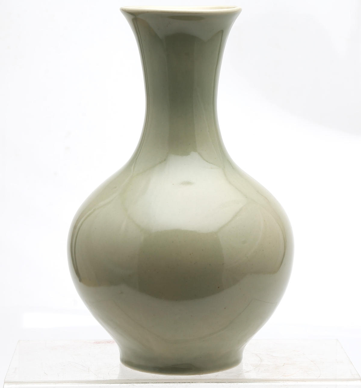 Chinese celadon vase, 20th Century.