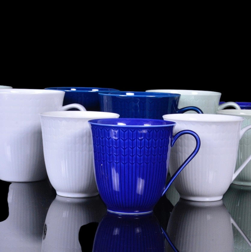 TE OCH KAFFEMUGGAR, 12 st, porslin, Rörstrand.