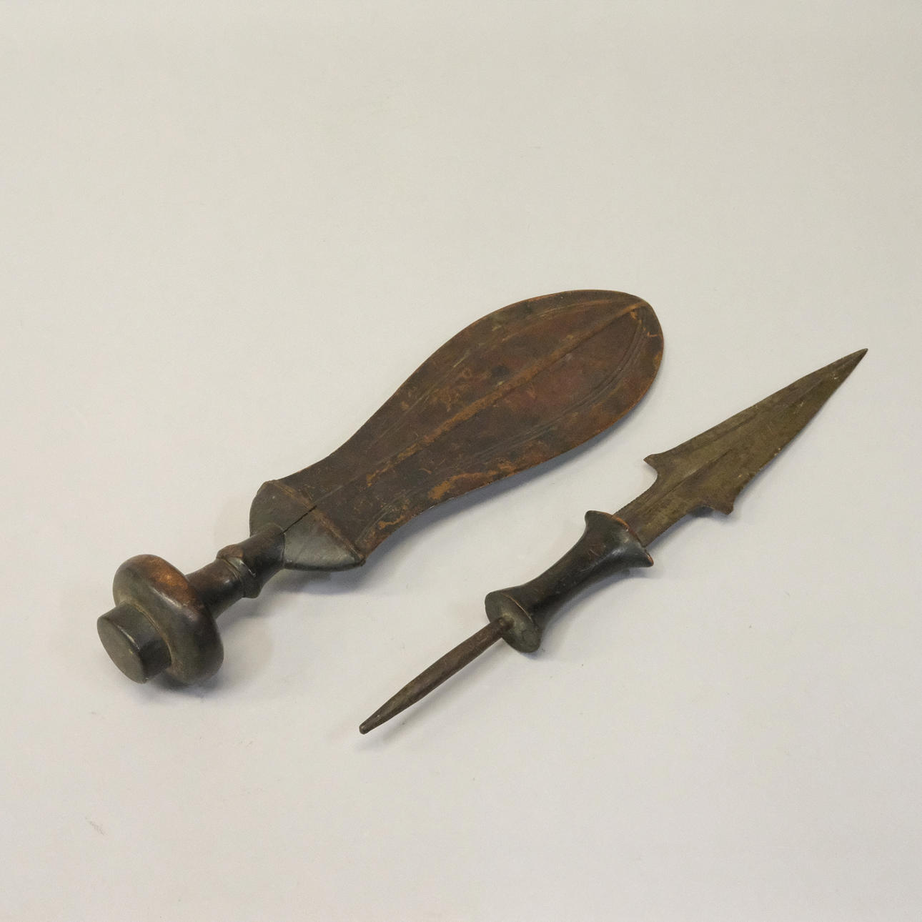 ICUL AND SPEAR TIP.