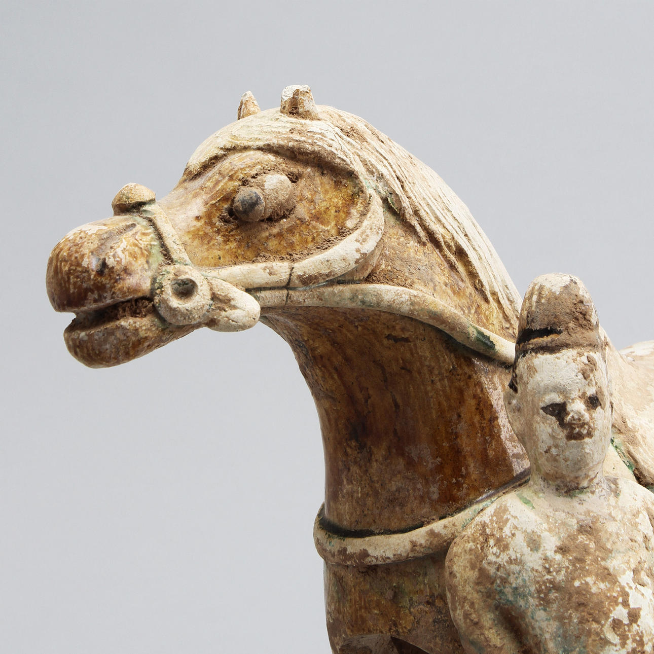 GRAVFIGURIN, lergods. Kina, Ming.