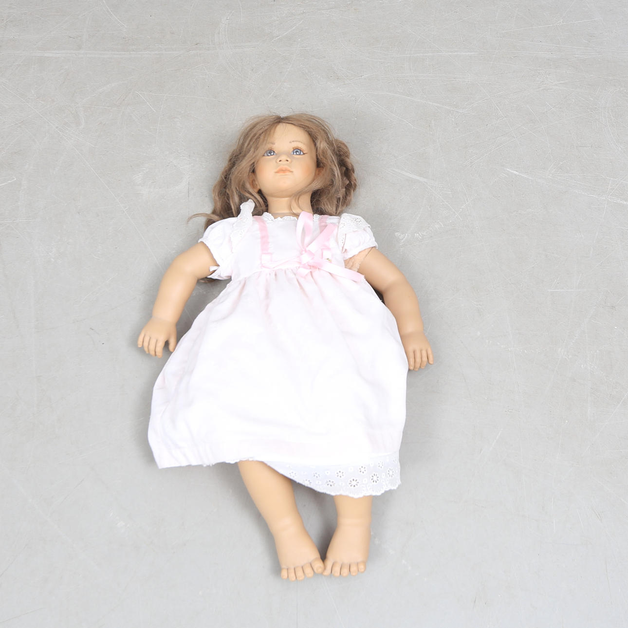 DOCKA, Puppen-Kinder.