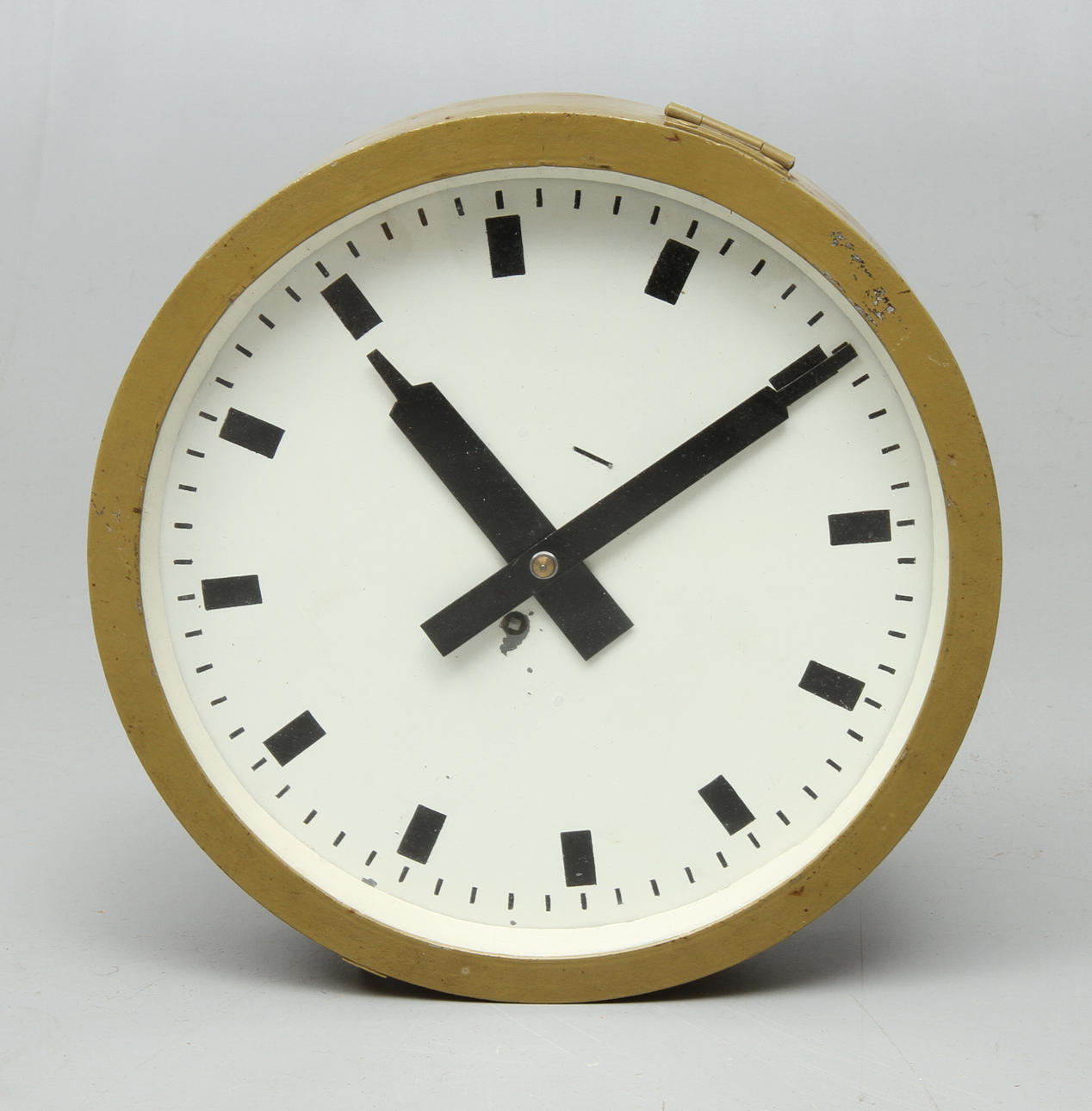 STATIONSUR, 1900-tallet.