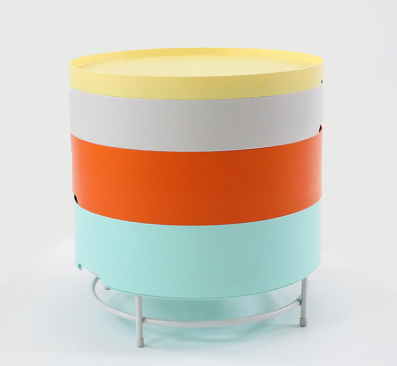 TABELLE „PS 2014“ IKEA, Kunststoff und Metall, 2014.