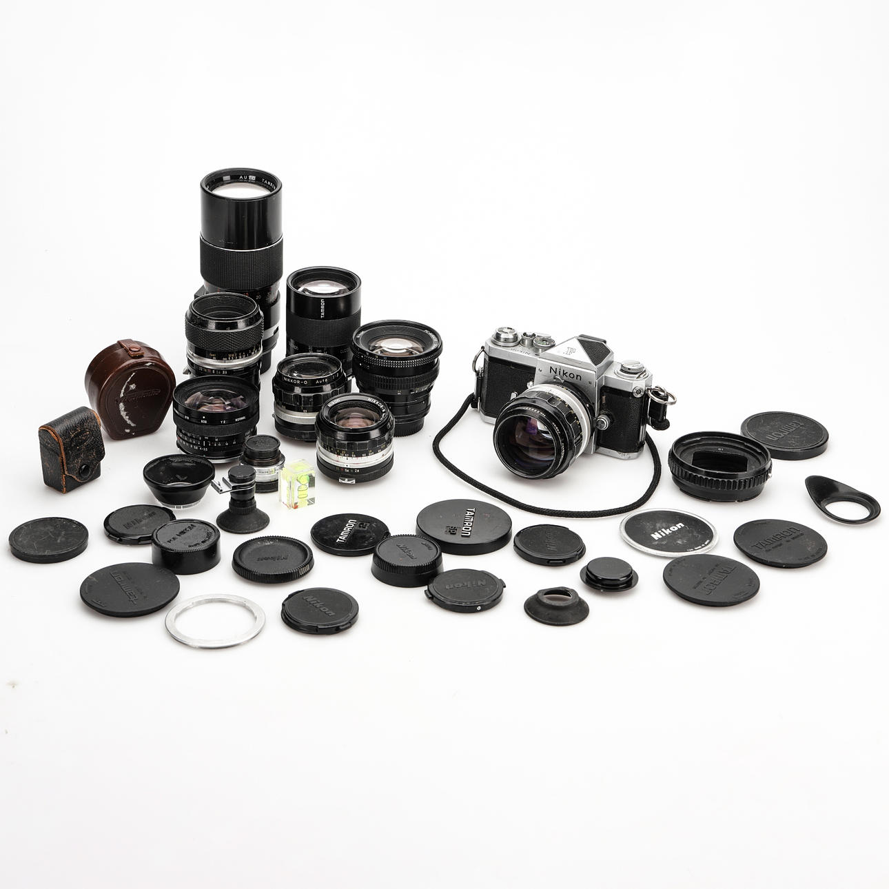 NIKON -F WITH LENS.