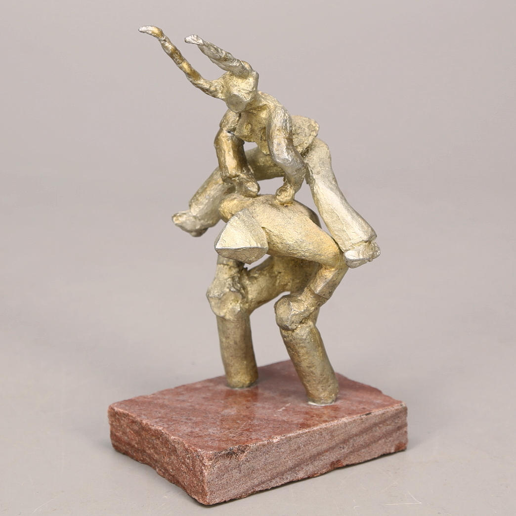 WANJA "NONES" HÅKANSSON. Skulptur "Flicka som hoppar bock" brons.