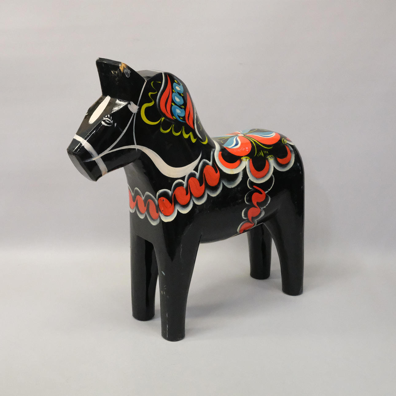 STOR DALAHÄST, SVART.