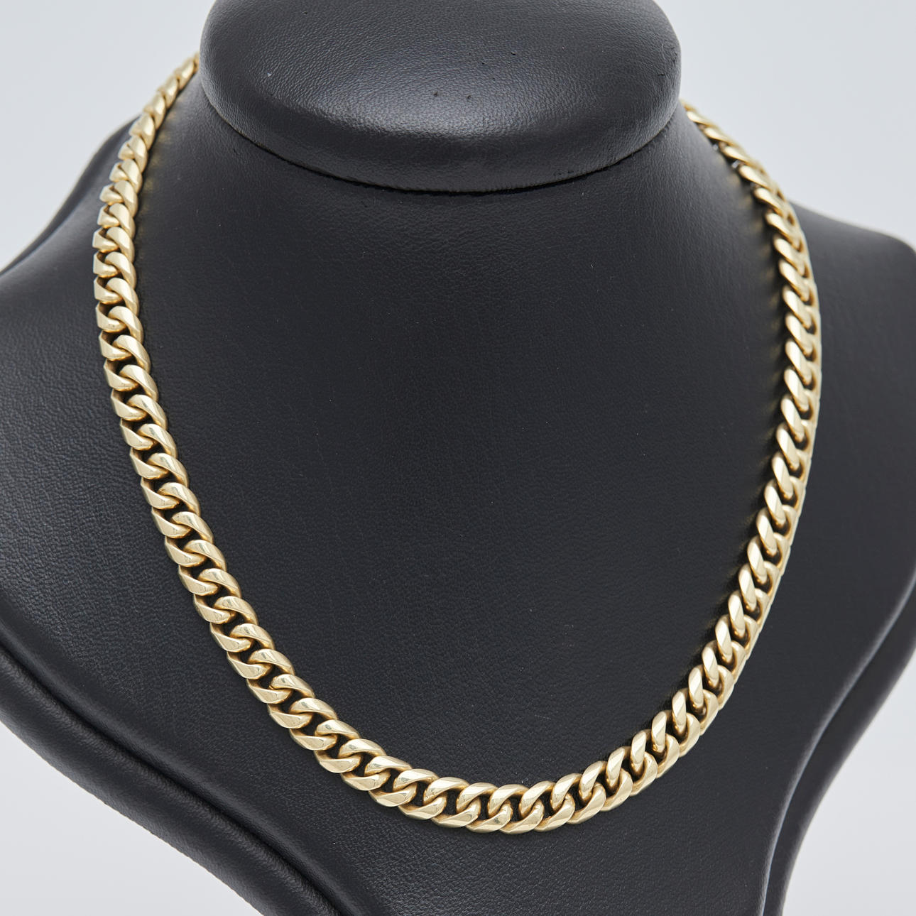 Trottoarkant kedja, 585 gult guld, diamanter.