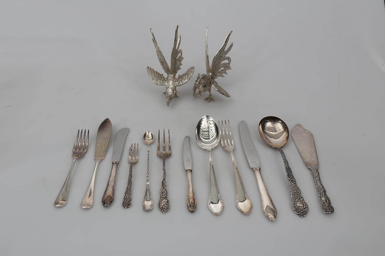 BESTICK, nysilver, 79 delar, bland annat "Läckö".