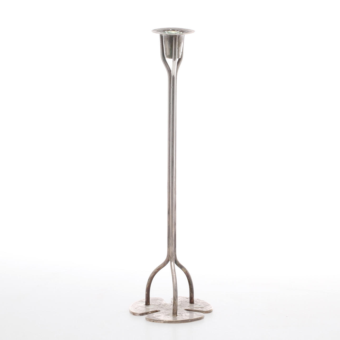 LJUSSTAKE, försilvrad metall, "Klöver" Design Josef Frank, Firma Svenskt Tenn.