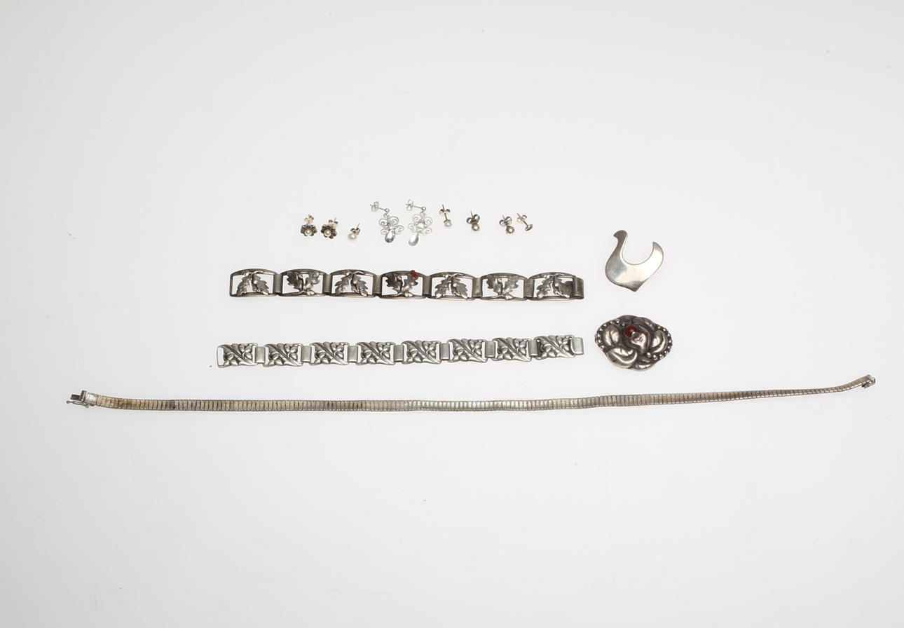 BIJOUTERIER, Silver.