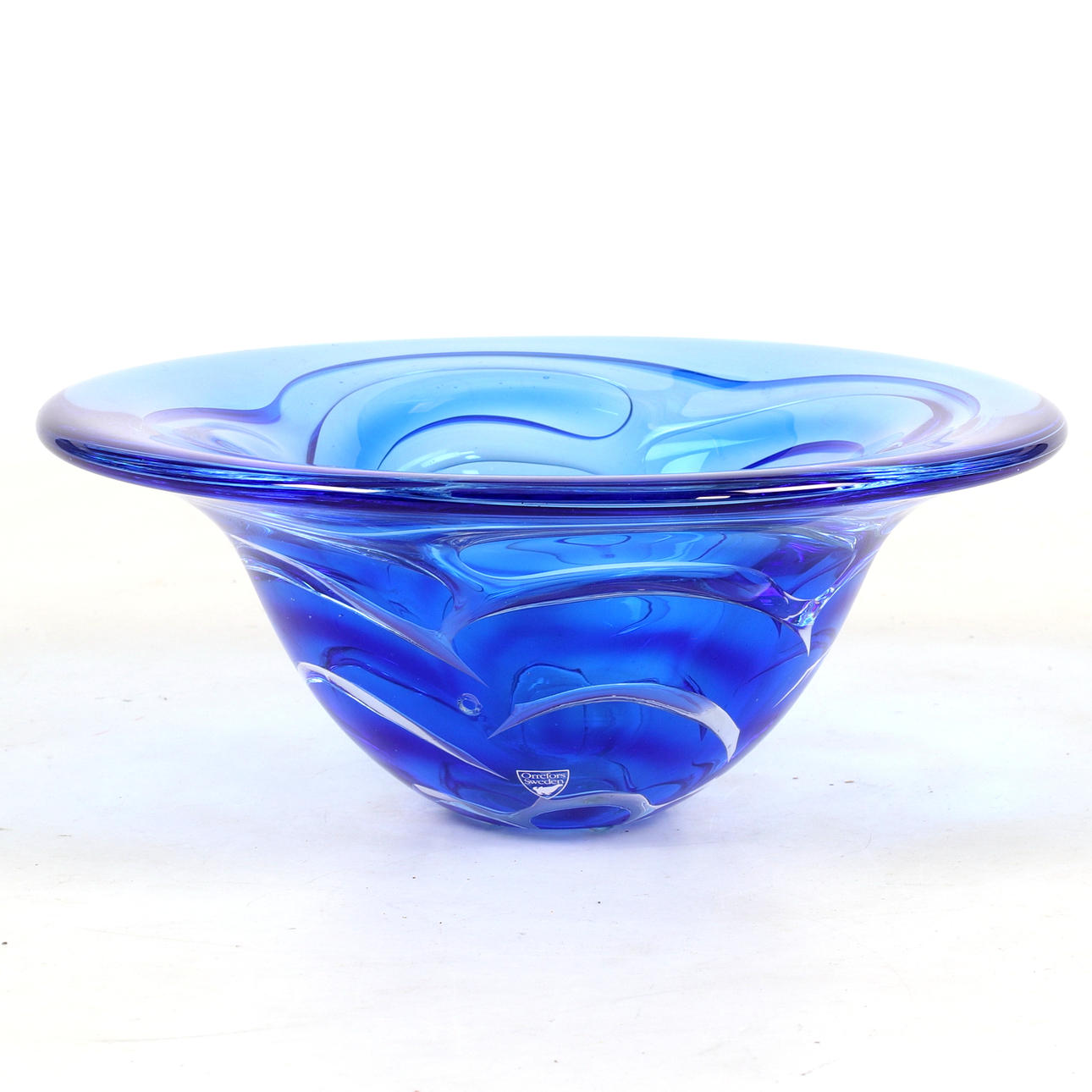 LARS HELLSTEN. Skål, glas, ariel-teknik, Orrefors, 2002.