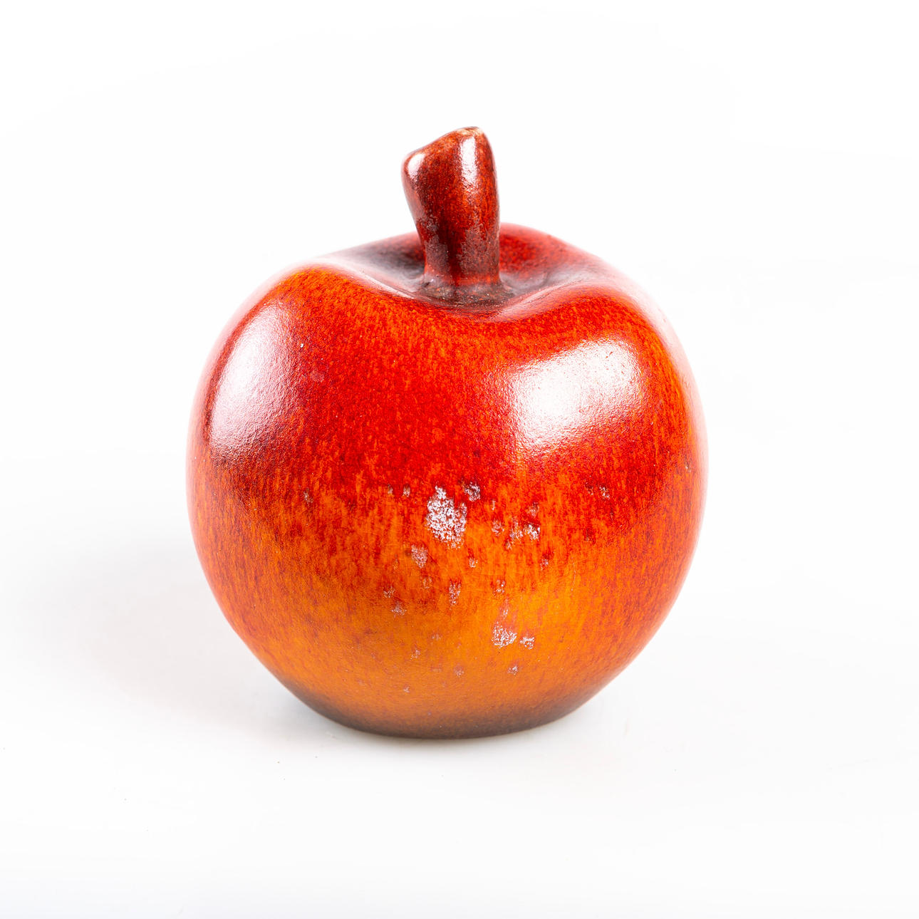 BIRGER ÅSTRÖM (1931-2020). Apple, stoneware, signed B Åström, late 20th century.