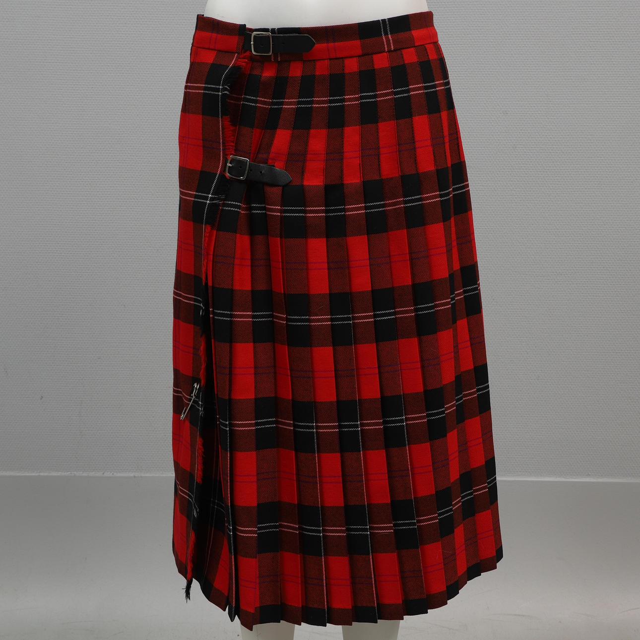 KILT, wool, Ben Nevis, size 42, UK.