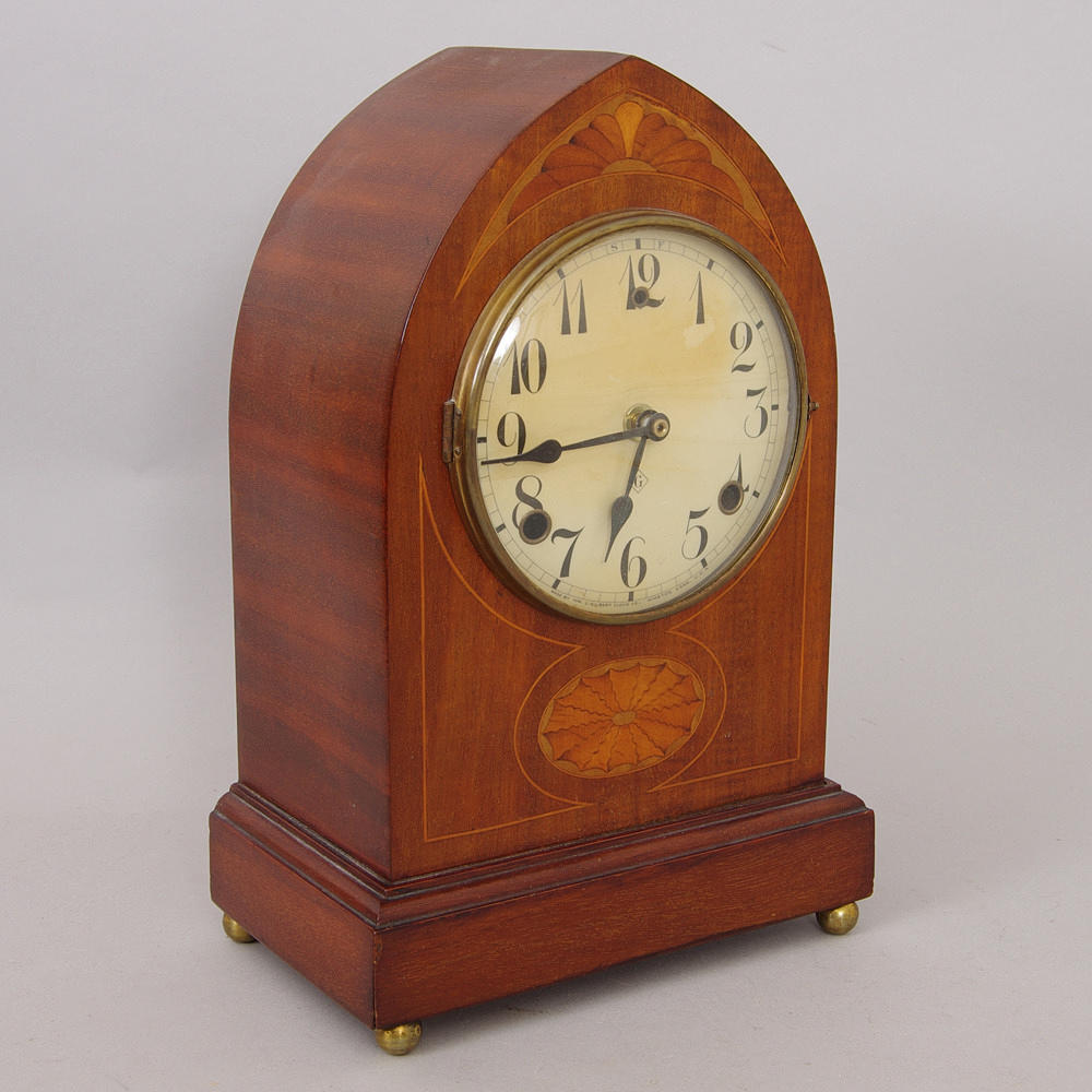 BORDSUR, mahogny med intarsiadekor, empirestil.