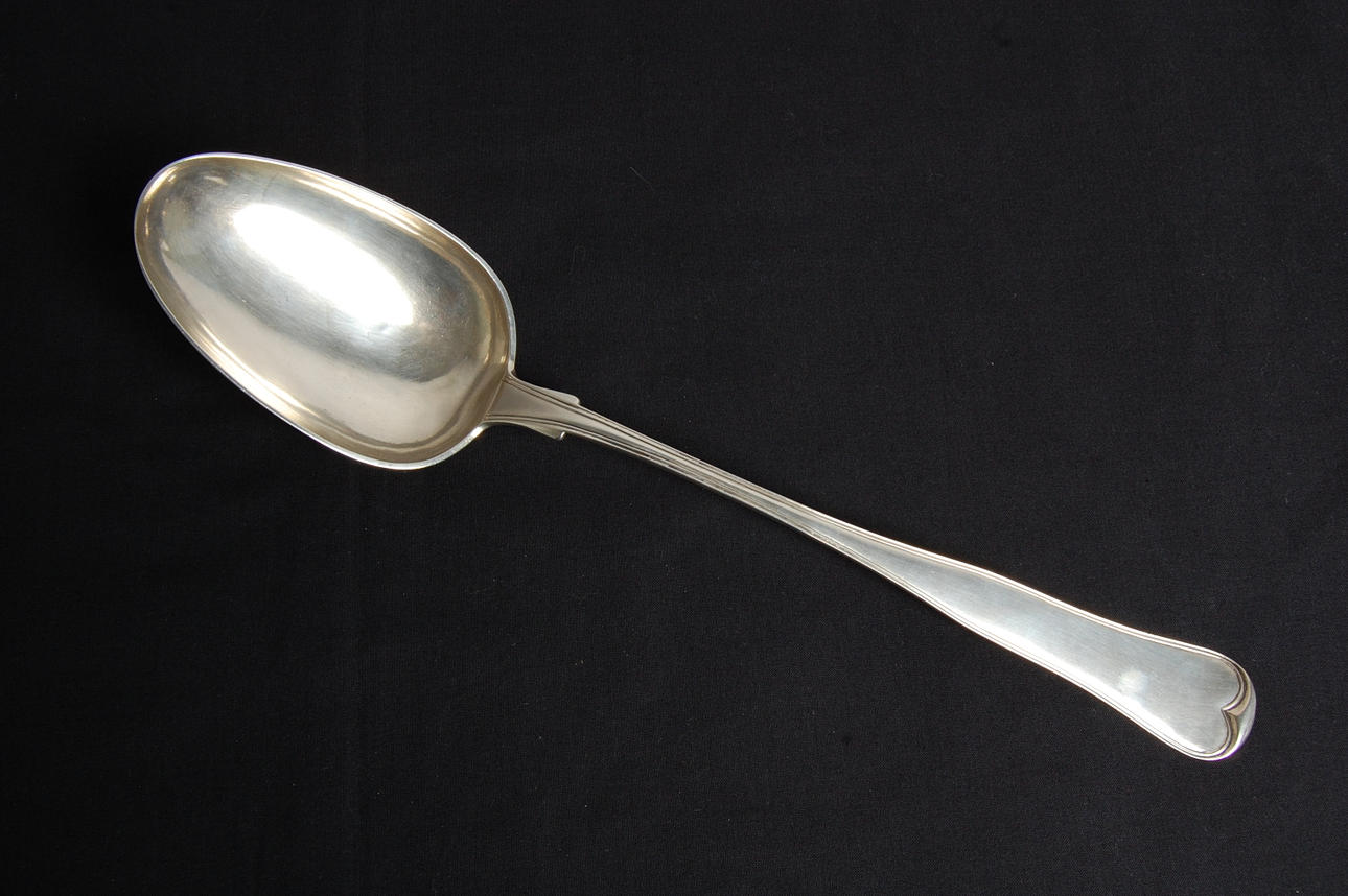 RAGUSKED, stor, silver, stämplad HPF, 17-1800-tal.