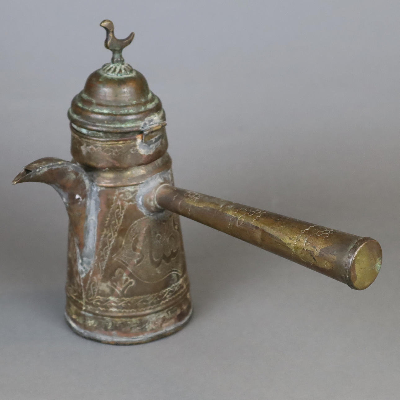 GAMMAL ORIENTALISK KAFFEKANNA - mässing/koppar.