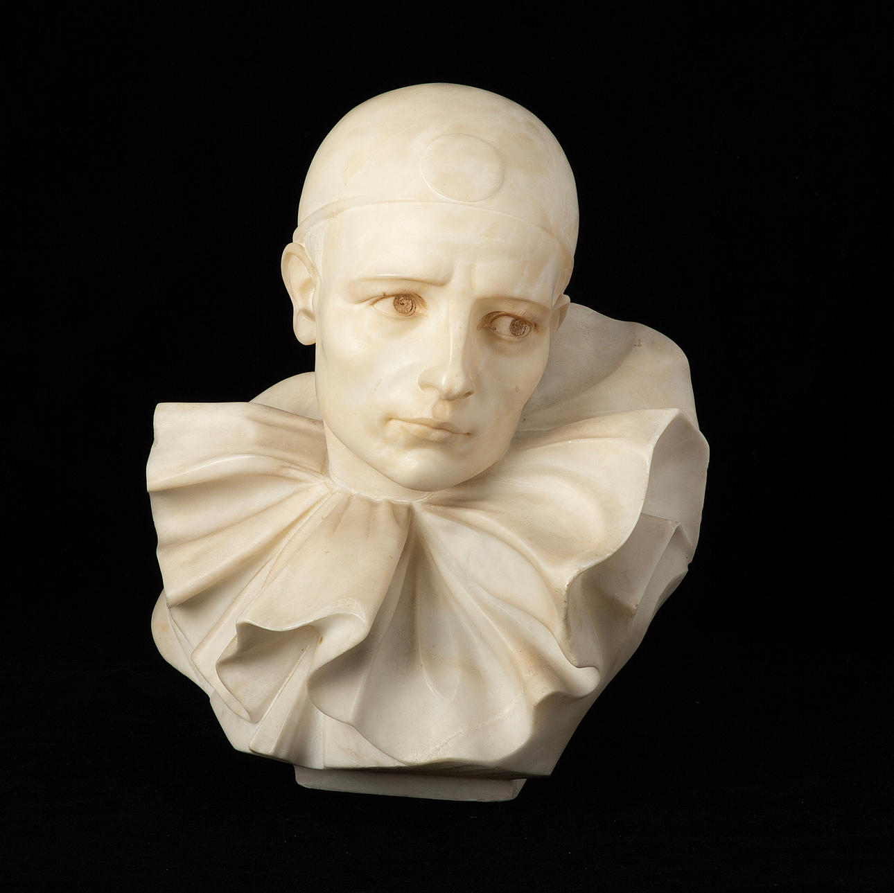 FEBO TRAFELI. Busto, mármol, firmado.