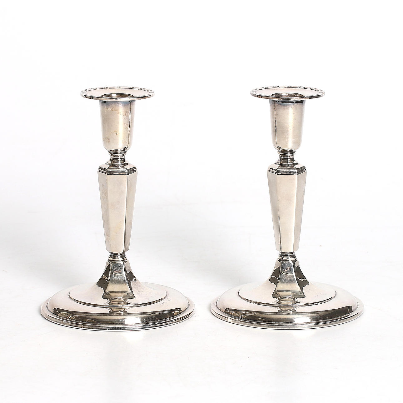 LJUSSTAKAR, ett par, 830 silver, Ceson Guldvaru AB. 1900-talets andra hälft.